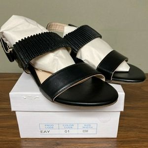 ✔Comfort Corner black sandals, sz (8)65M